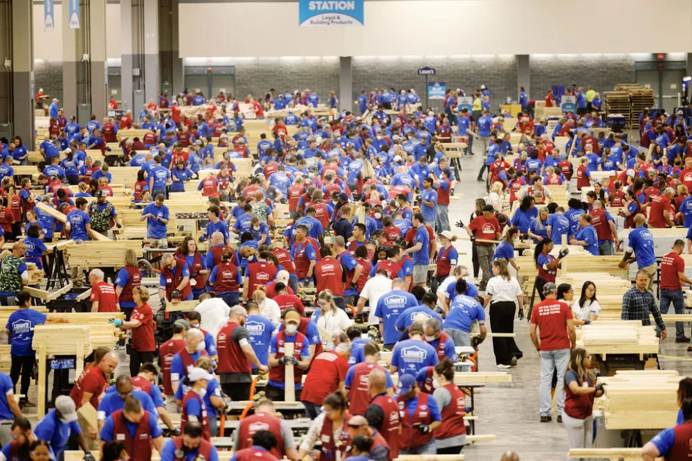 Lowes builds beds for kids