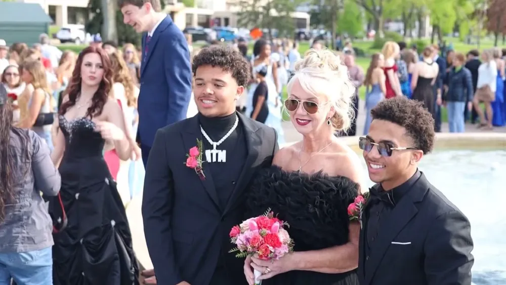teen takes grandma to prom